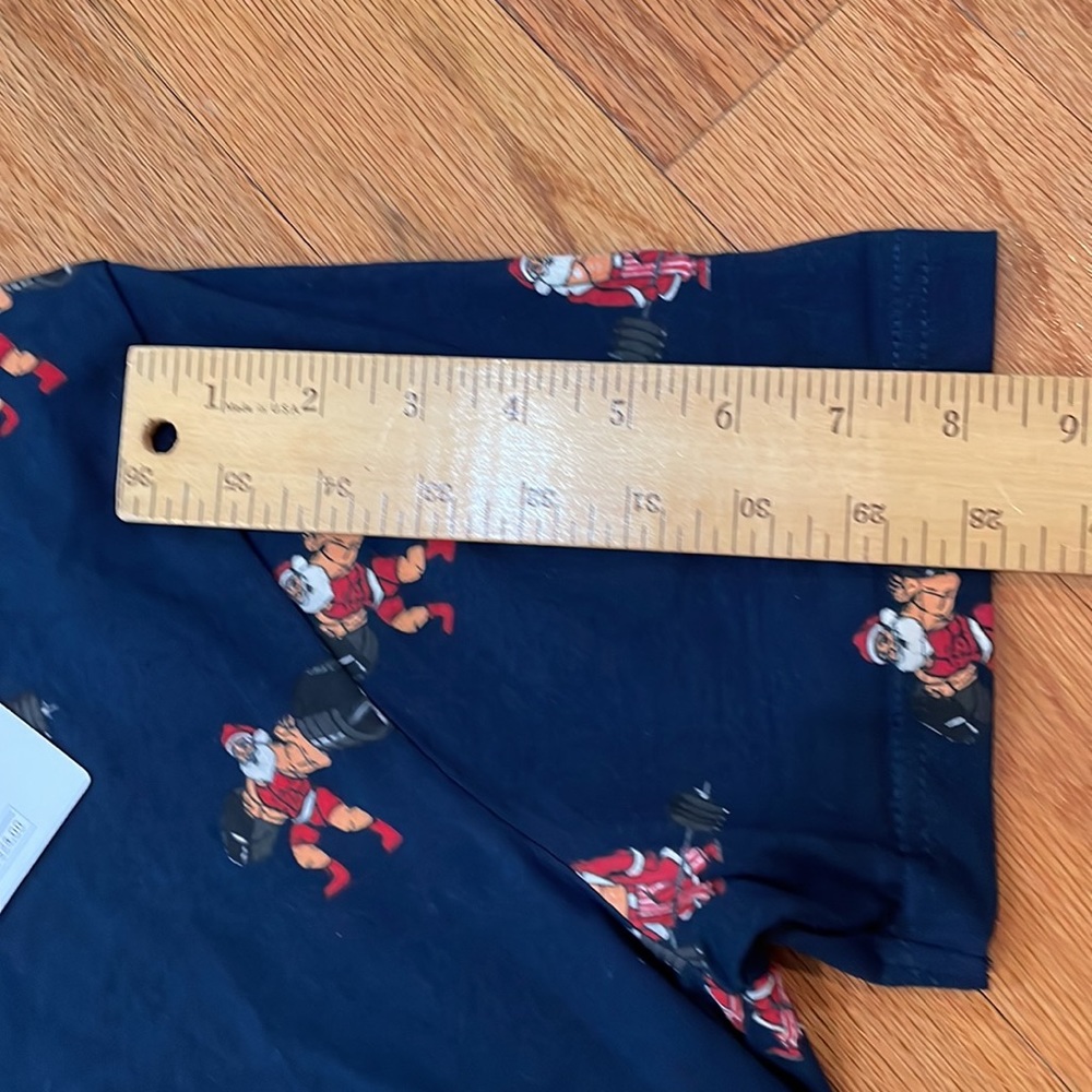Denim and Flower Ricky Singh Santa Merry Fitness Shirt Size Large Short Sleeve - Picture 10 of 16